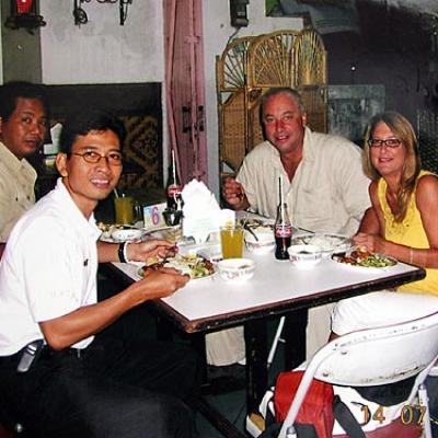 20090227 1617023974 Makan Bali Guling